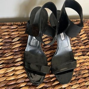 Manolo Blahnik black size 39